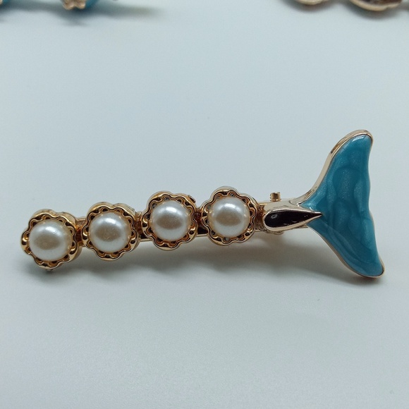 NEW | Lot Of Five | Enamel And Jeweled Nautical Hair Clips - Picture 4 of 10